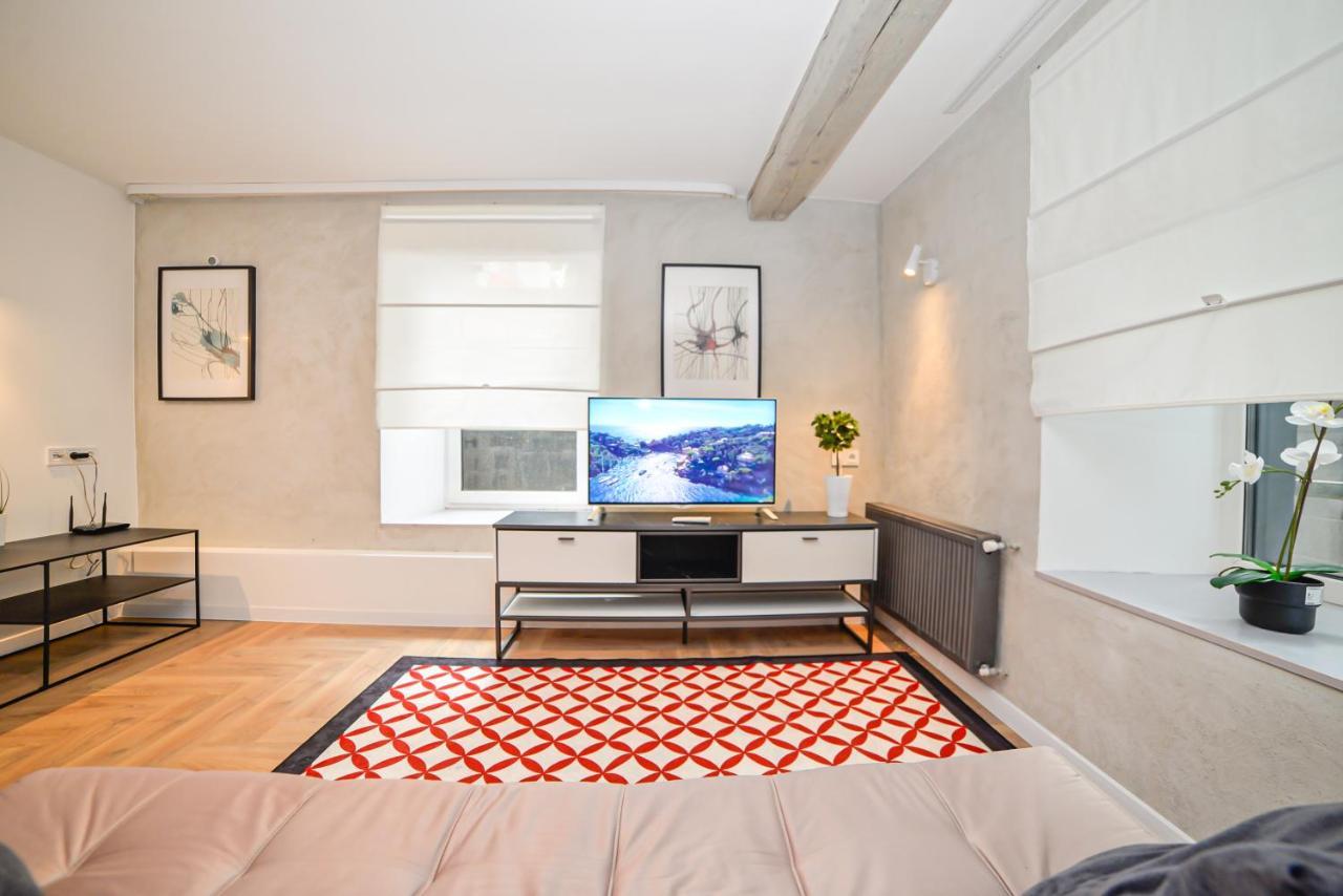 Homly S22 Apartamento Riga Exterior foto