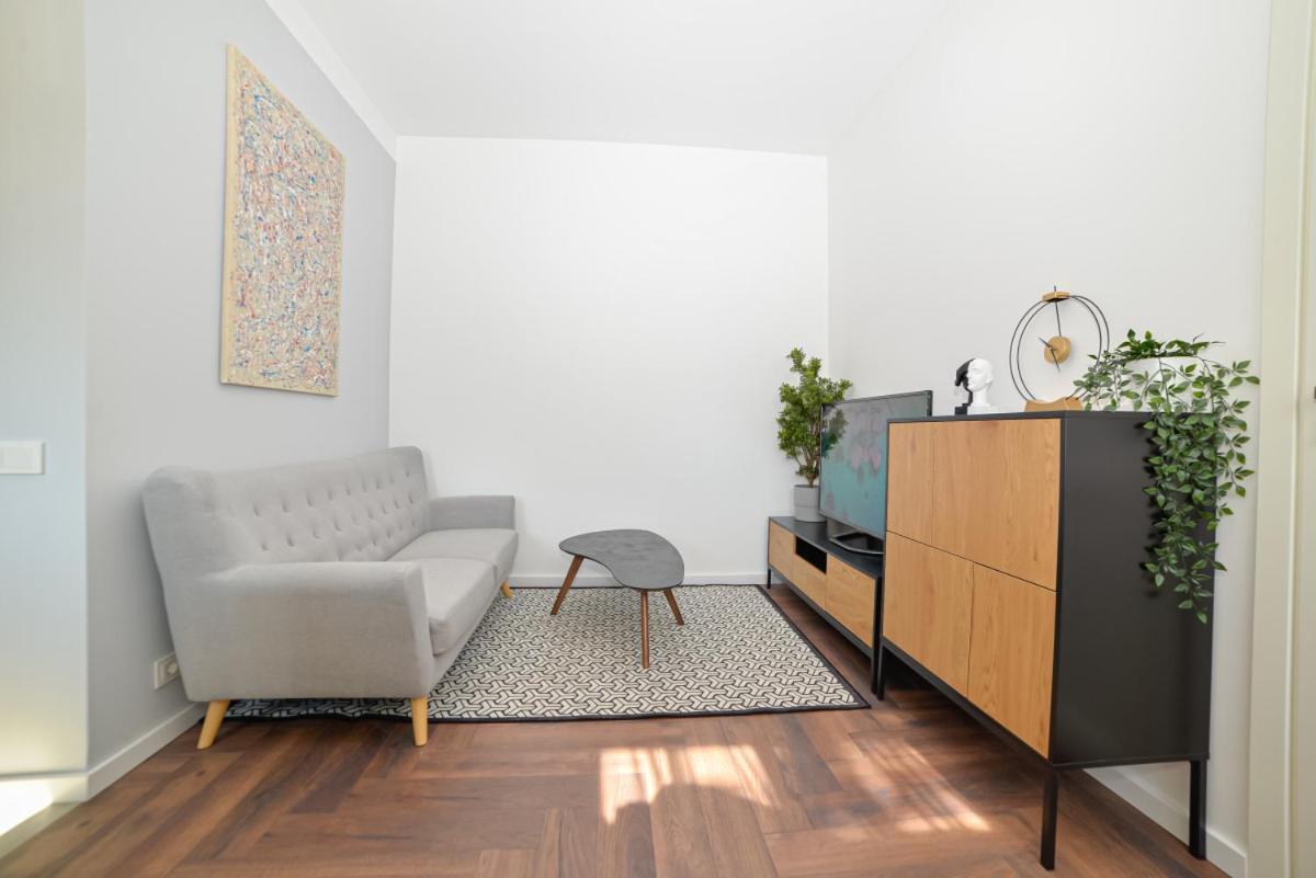 Homly S22 Apartamento Riga Exterior foto