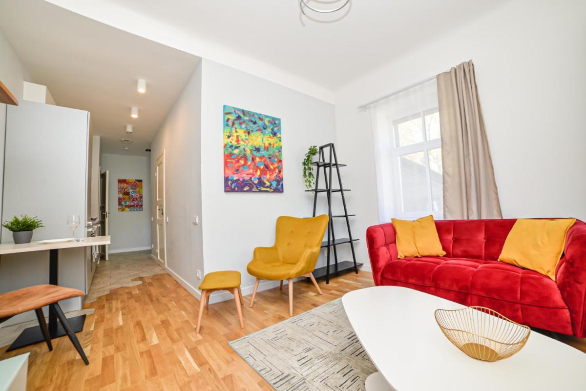 Homly S22 Apartamento Riga Exterior foto
